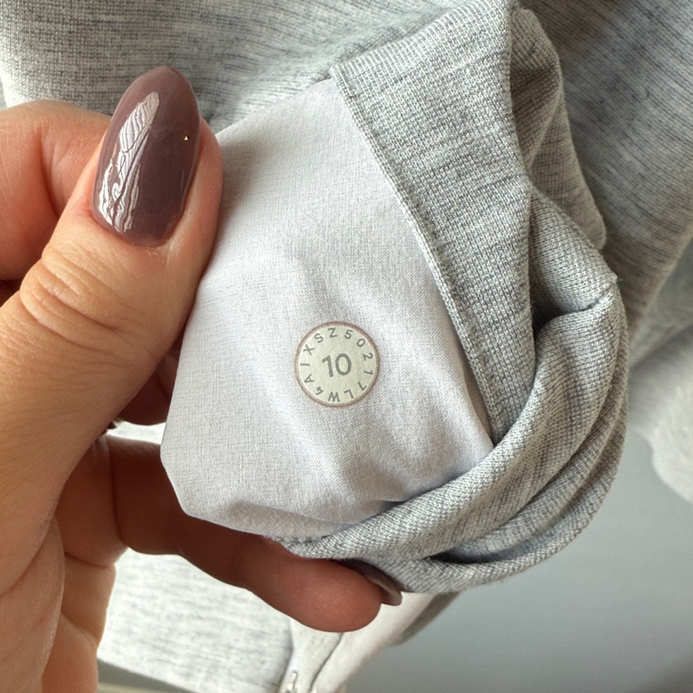 Lululemon Minimal Hoodie in Heathered Power Grey - Picture 12 of 12